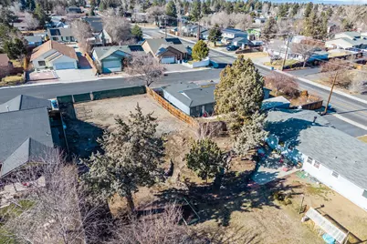 1930 SW 22nd Street, Redmond, OR 97756 - Photo 18