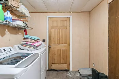 1103 Pinecroft Avenue, Medford, OR 97501 - Photo 10