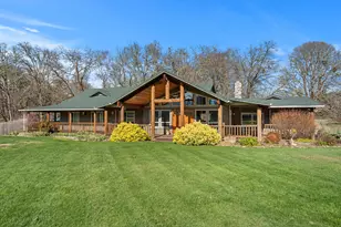 448 Ferry Rd, Grants Pass, OR 97526 - Photo 2