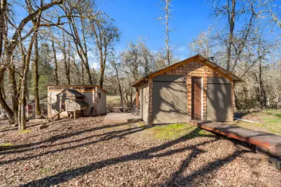 448 Ferry Road, Grants Pass, OR 97526 - Photo 34