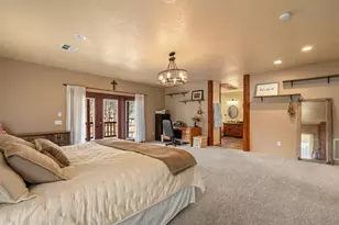 448 Ferry Rd, Grants Pass, OR 97526 - Photo 18