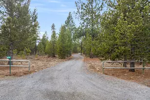 147904 Mabel Dr, La Pine, OR 97739 - Photo 2