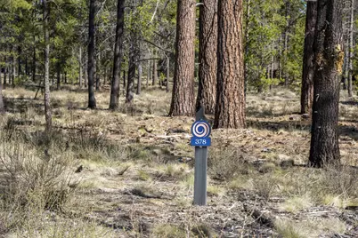 56210 Mirror Rock Loop, Bend, OR 97707 - Photo 2