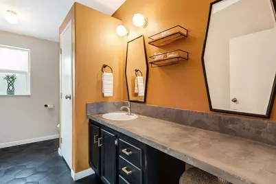 20098 Elizabeth Lane, Bend, OR 97702 - Photo 12