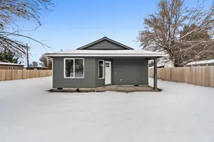 5963 Delaware Ave, Klamath Falls, OR 97603 - Photo 2