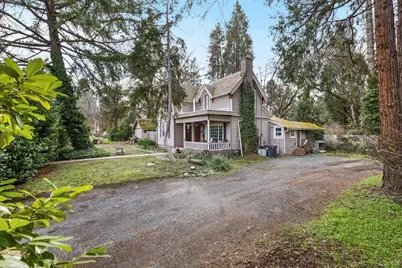 3072 Griffin Creek Road, Medford, OR 97501 - Photo 8