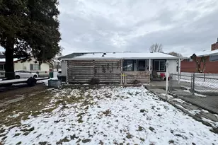 3131 Bisbee St, Klamath Falls, OR 97603 - Photo 1