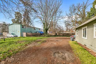 108 Cottage St, Medford, OR 97504 - Photo 4