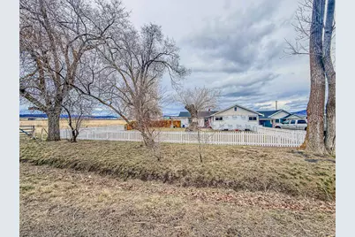 429 Miller Island Road, Klamath Falls, OR 97603 - Photo 34