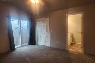 7629 Calaveras St, White City, OR 97503 - Photo 12