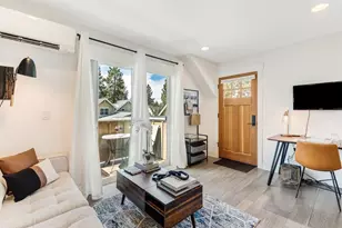 2572 NW Pompy Pl, Bend, OR 97703 - Photo 4