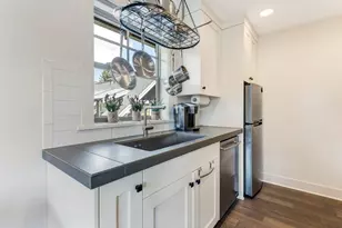 2572 NW Pompy Pl, Bend, OR 97703 - Photo 6