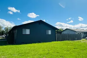 71 Tracy Ave, Eagle Point, OR 97524 - Photo 36