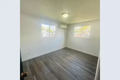 71 Tracy Avenue #71 & 73, Eagle Point, OR 97524 - Photo 8