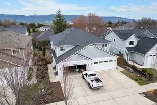 679 Kaitlin Ln, Medford, OR 97501 - Photo 30