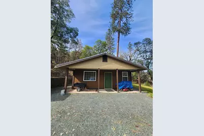 11238 E Evans Creek Road, Rogue River, OR 97537 - Photo 2