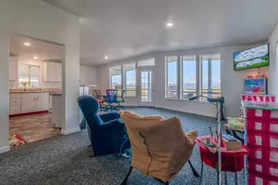 2600 Stearns Way #SPC 22A, Medford, OR 97501 - Photo 6