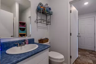 2600 Stearns Way, Medford, OR 97501 - Photo 12