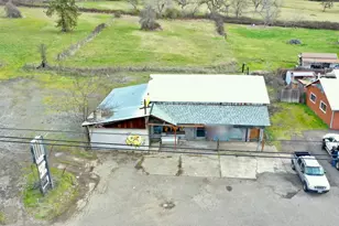 14780 Hwy 62, Eagle Point, OR 97524 - Photo 1