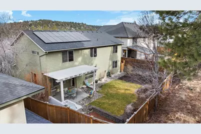 512 NW Flagline Drive, Bend, OR 97703 - Photo 4