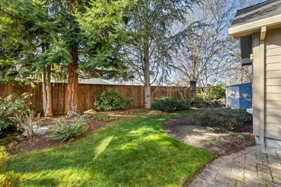 1104 Pumpkin Ridge, Eagle Point, OR 97524 - Photo 6