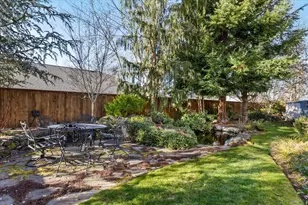 1104 Pumpkin Rdg, Eagle Point, OR 97524 - Photo 8