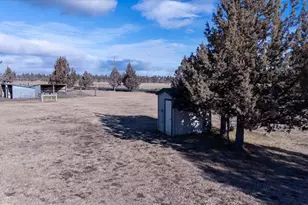 67070 Paradise Alley, Bend, OR 97703 - Photo 36