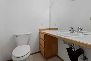 2934 NE Wells Acres Rd, Bend, OR 97701 - Photo 10