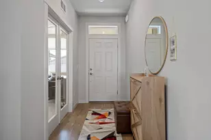 63249 Peale St, Bend, OR 97701 - Photo 2