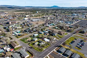 811 SW Madison St, Madras, OR 97741 - Photo 46