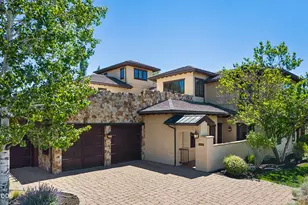 65653 Swallows Nest Ln, Bend, OR 97701 - Photo 2