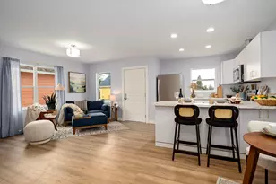 194 New Spirit Wy, Medford, OR 97501 - Photo 6