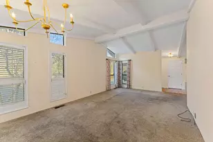 949 Wards Creek Rd, Rogue River, OR 97537 - Photo 8