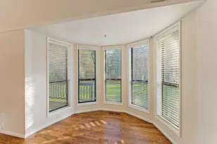 949 Wards Creek Rd, Rogue River, OR 97537 - Photo 6