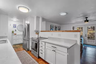 60140 Agate Rd, Bend, OR 97702 - Photo 12