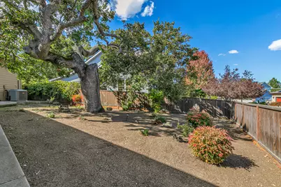 551 Sutton Place, Ashland, OR 97520 - Photo 40