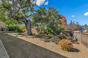 551 Sutton Pl, Ashland, OR 97520 - Photo 40