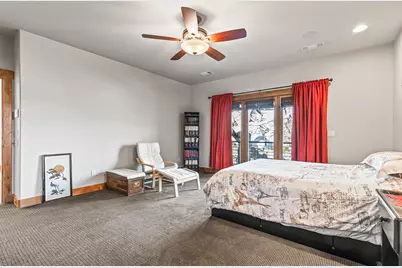 551 Sutton Place, Ashland, OR 97520 - Photo 16