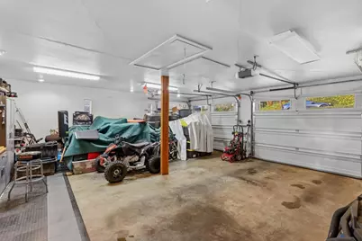 1305 NE Roseana Drive, Grants Pass, OR 97526 - Photo 34