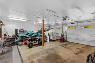 1305 NE Roseana Dr, Grants Pass, OR 97526 - Photo 34