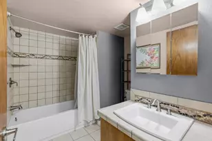 1305 NE Roseana Dr, Grants Pass, OR 97526 - Photo 32