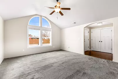 3288 Grant Road, Central Point, OR 97502 - Photo 4