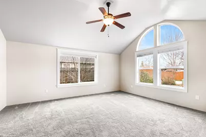 3288 Grant Road, Central Point, OR 97502 - Photo 6