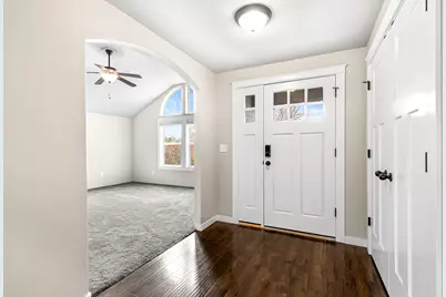 3288 Grant Road, Central Point, OR 97502 - Photo 2