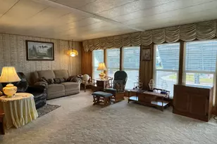 301 Freeman Rd, Central Point, OR 97502 - Photo 10