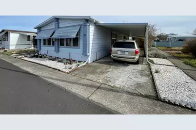 301 Freeman Road #UNIT 91, Central Point, OR 97502 - Photo 2