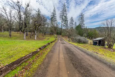 71 Cora Drive, Shady Cove, OR 97539 - Photo 32