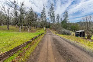 71 Cora Dr, Shady Cove, OR 97539 - Photo 32