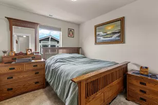 2713 NE Black Oak Pl, Bend, OR 97701 - Photo 16