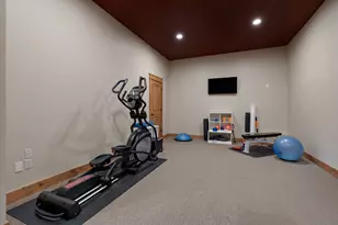 1255 N W Constellation Dr, Bend, OR 97703 - Photo 26